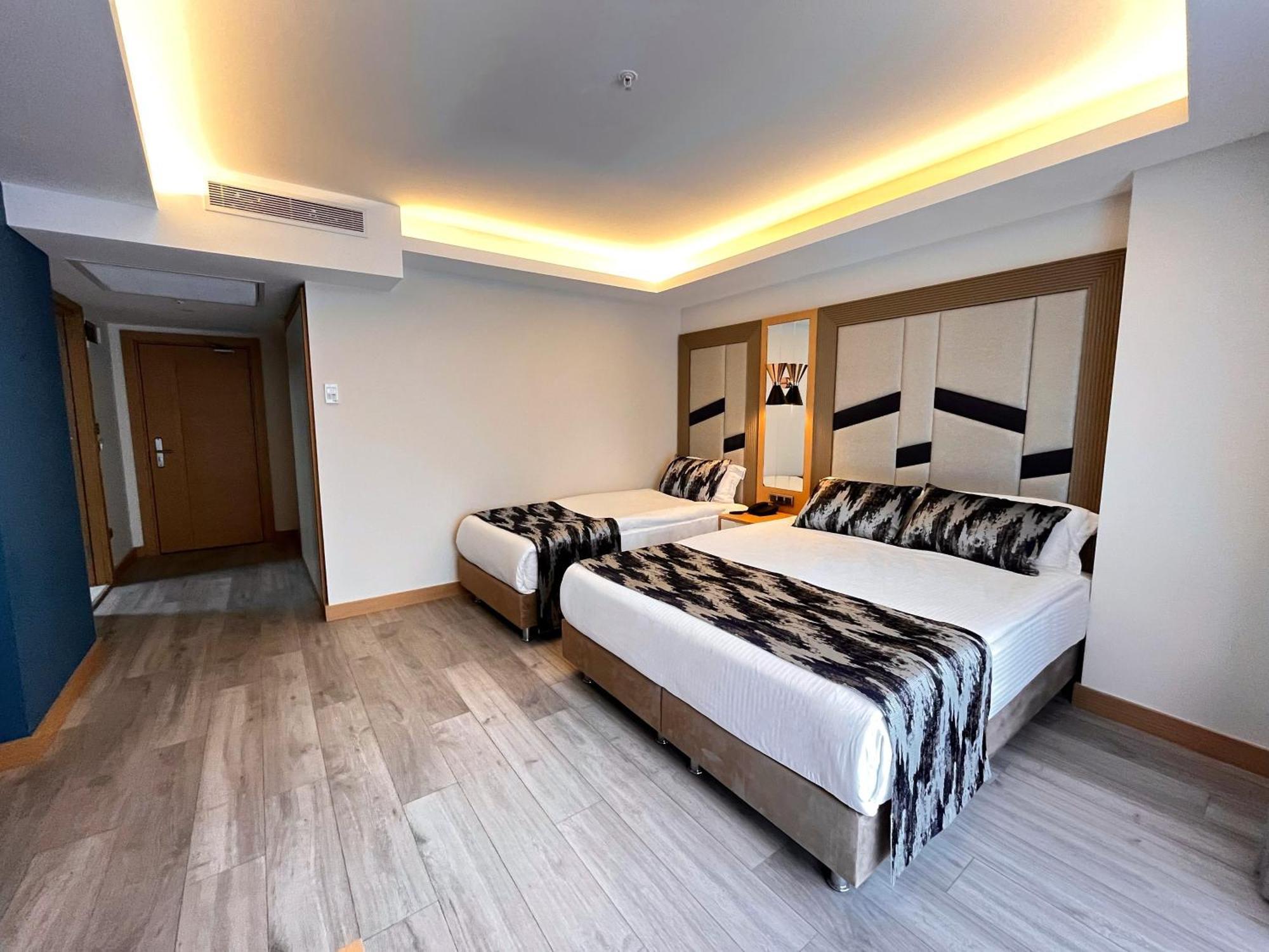 Downtown Sirkeci Hotel อิสตันบูล ภายนอก รูปภาพ