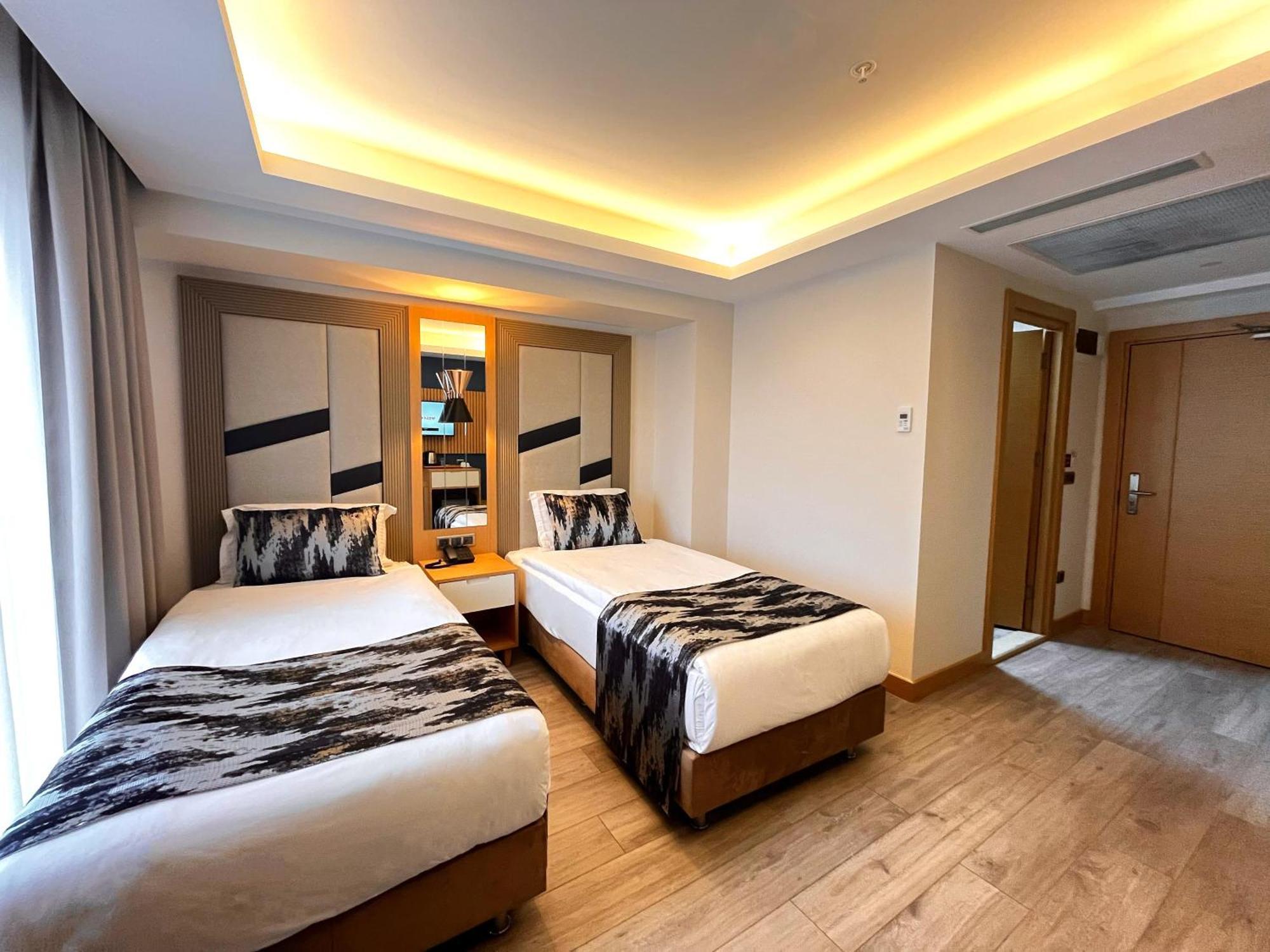 Downtown Sirkeci Hotel อิสตันบูล ภายนอก รูปภาพ